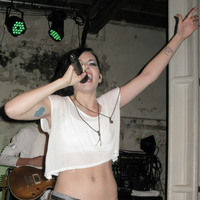 Skylar Grey performing her first gig pictures | Picture 63535